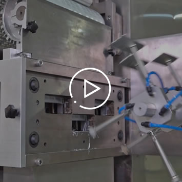 高速輥板泡罩包裝機